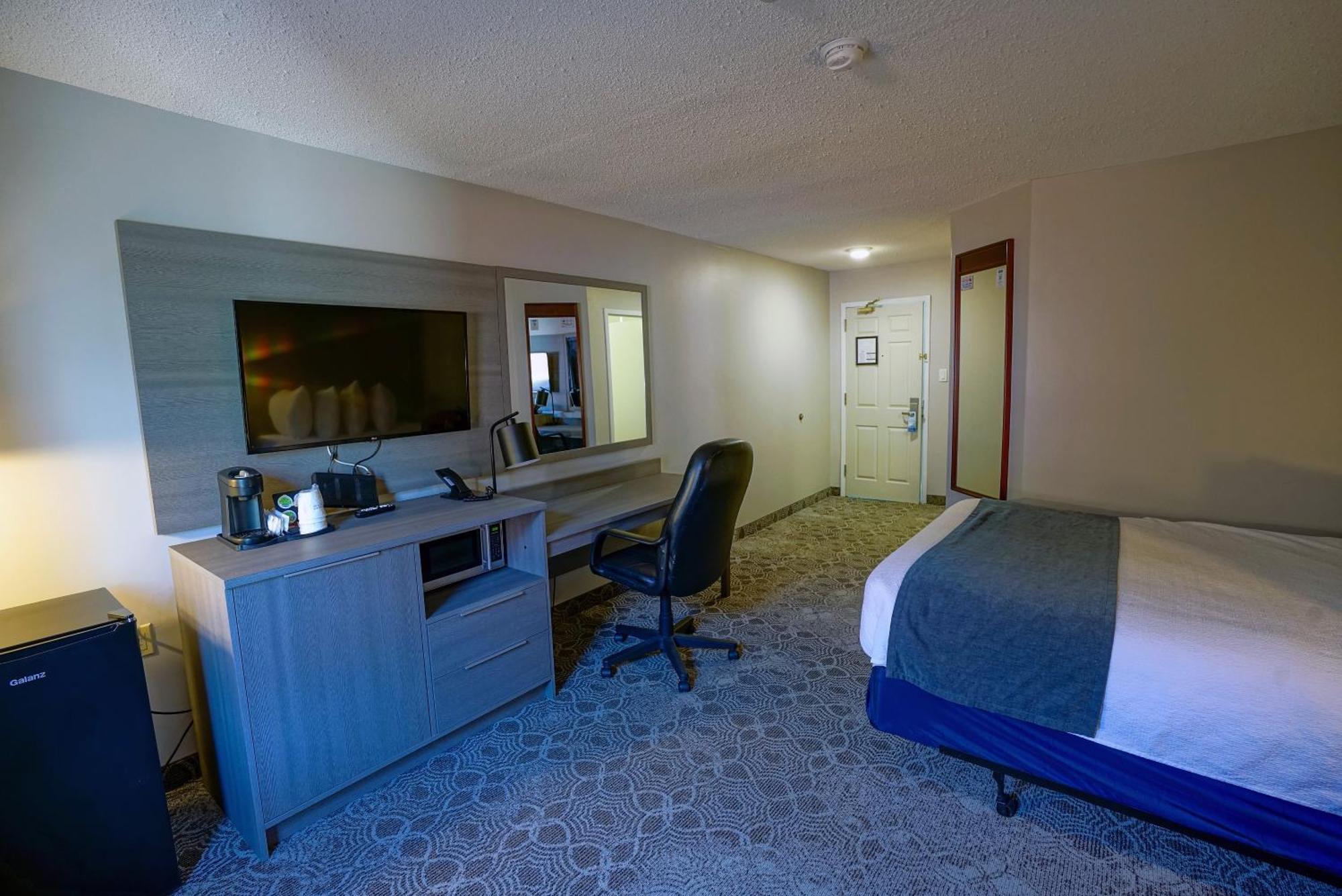 Travelodge Hotel By Wyndham Sudbury Esterno foto